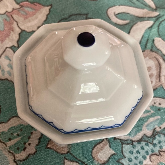 Royale Limoges Blue & White Floral Porcelain Octagon Trinket Dish - Picture 2 of 8